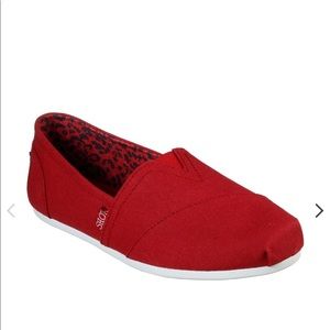 Skechers Red Bobs 8.5 M